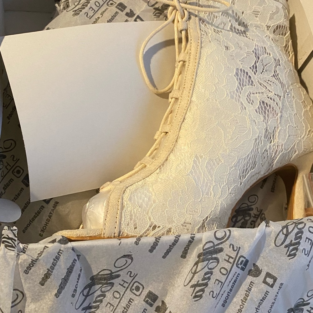 Mesh Lace Bootie - Picture 7 of 7